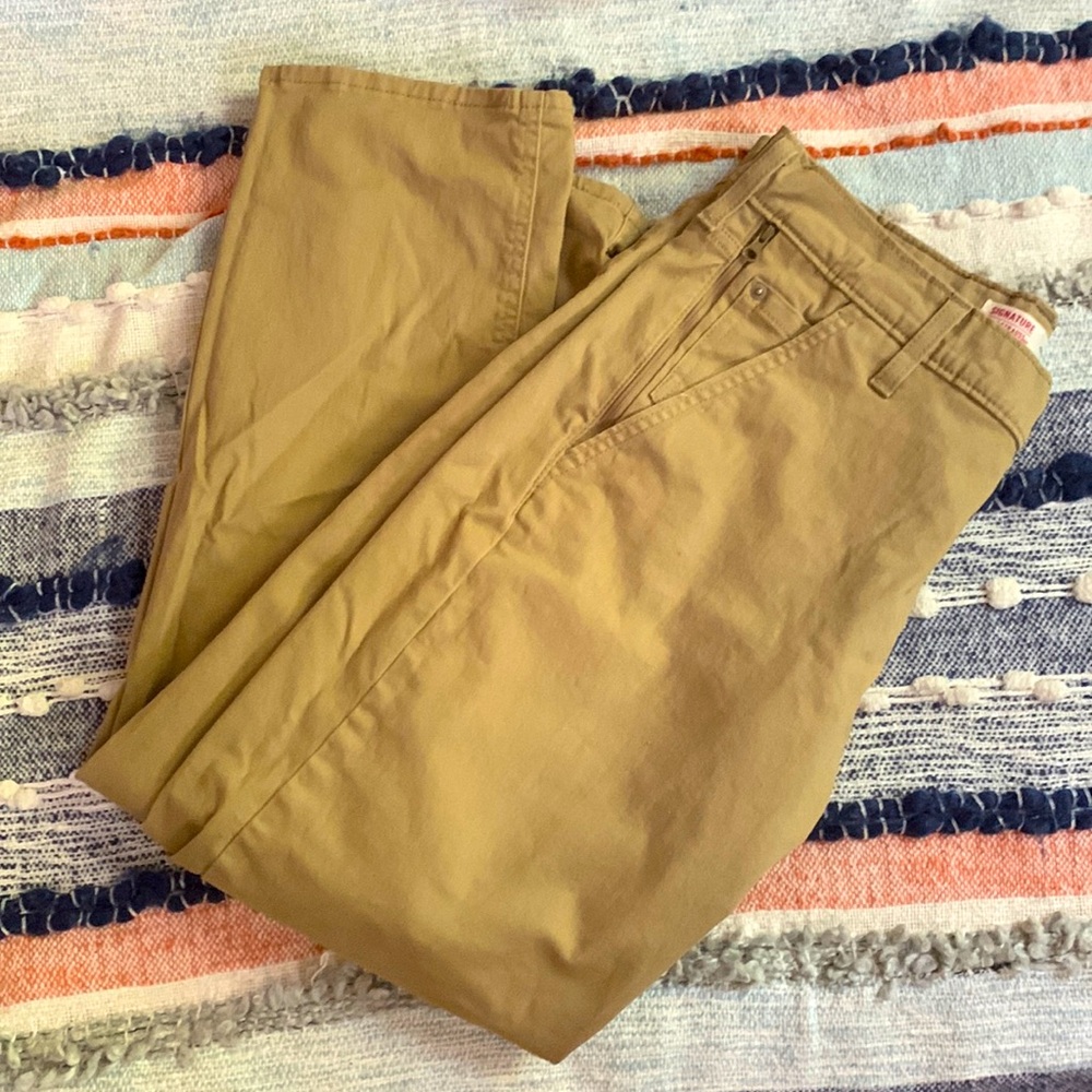 Signature Levi Strauss Khaki Denim - 33x30